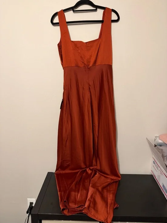 Lulu's Copper Satin Square-Neck Maxi Dress size large NWT - Picture 6 of 12